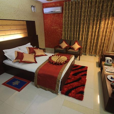 Tiger Garden Int Hotel Khulna Buitenkant foto