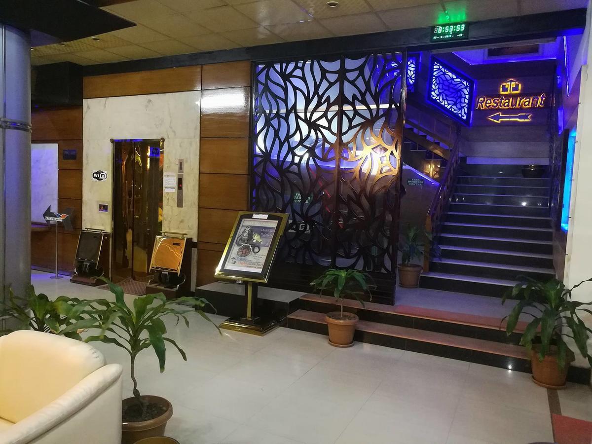 Tiger Garden Int Hotel Khulna Buitenkant foto
